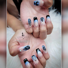 Luxur Nails Lounge and Spa